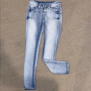 ‘Almost Famous’ skinny distressed jeans